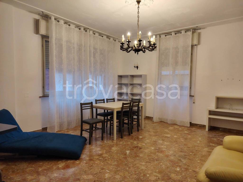 appartamento in vendita a Pesaro in zona Centro Città