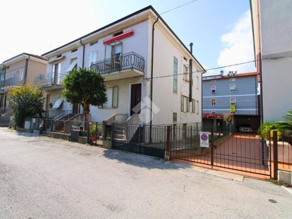 appartamento in vendita a Pesaro in zona Pantano