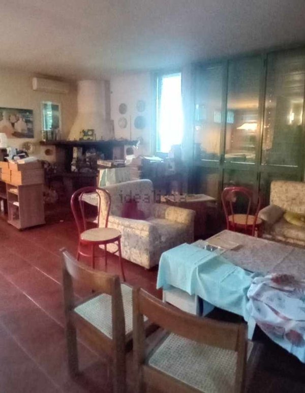 casa indipendente in vendita a Pesaro in zona Montegranaro