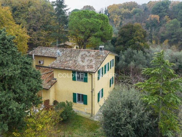 casa indipendente in vendita a Pesaro in zona San Bartolo