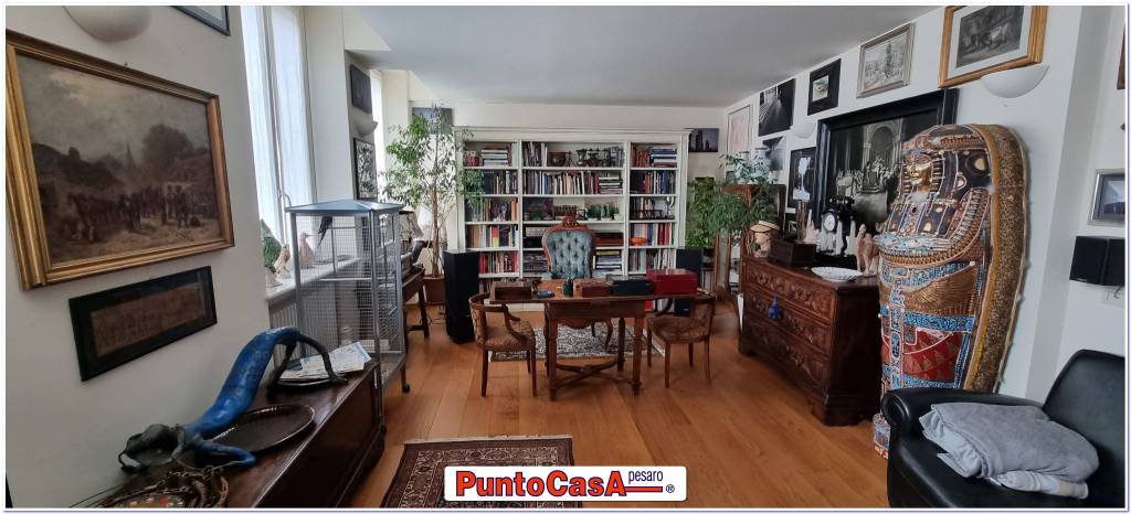 appartamento in vendita a Pesaro in zona Centro Città