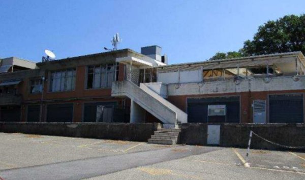 negozio in vendita a Pesaro