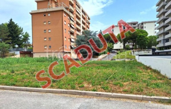 terreno agricolo in vendita a Pesaro in zona Cattabrighe