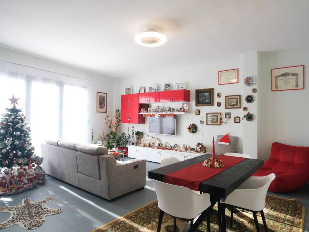 appartamento in vendita a Pesaro in zona Porto