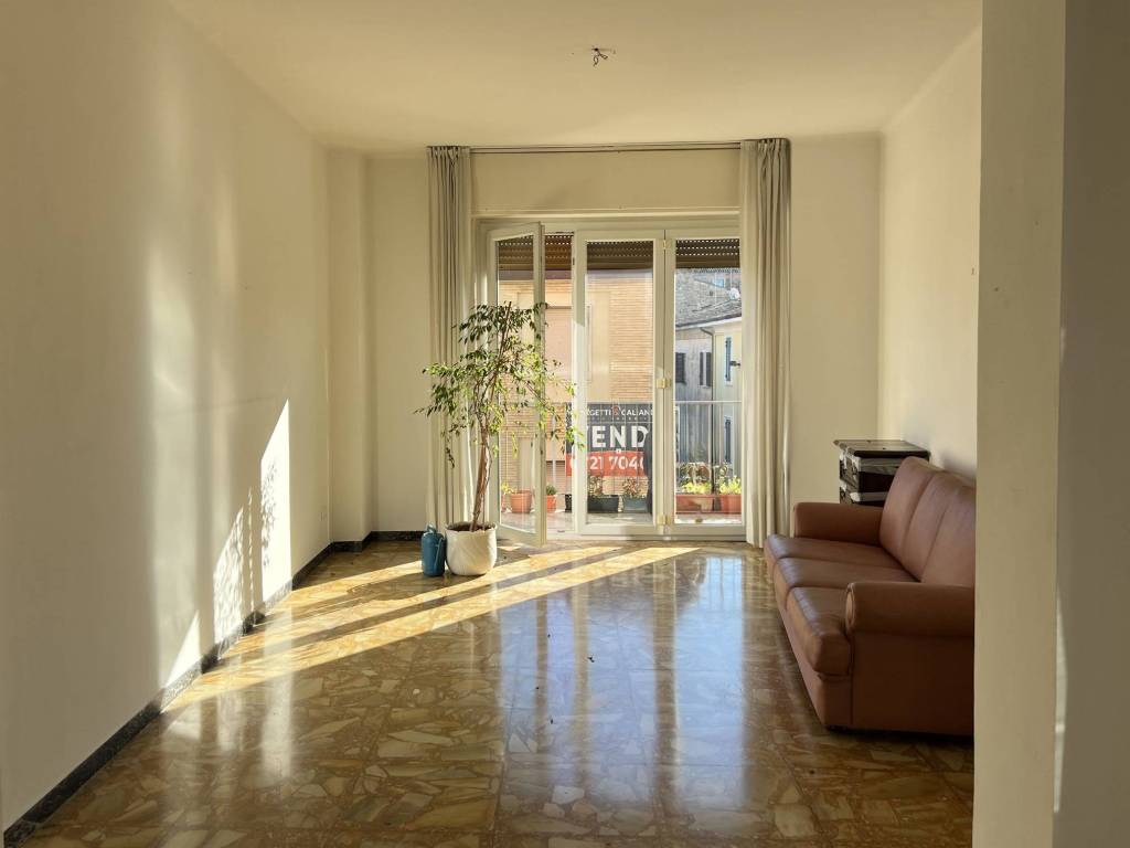 appartamento in vendita a Pesaro in zona Centro Città