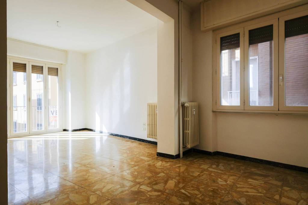 appartamento in vendita a Pesaro in zona Centro Città