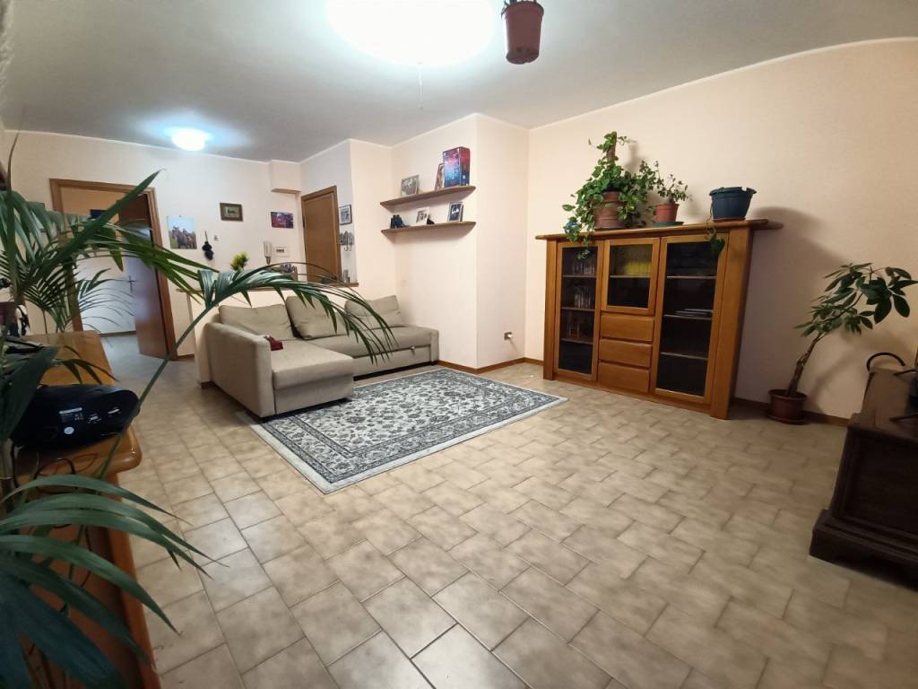 appartamento in vendita a Pesaro in zona Borgo Santa Maria