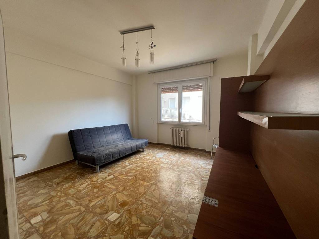 appartamento in vendita a Pesaro in zona Centro Città