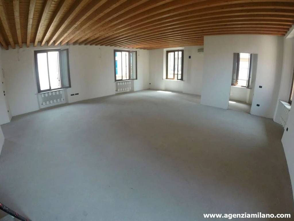 appartamento in vendita a Pesaro in zona Centro Città