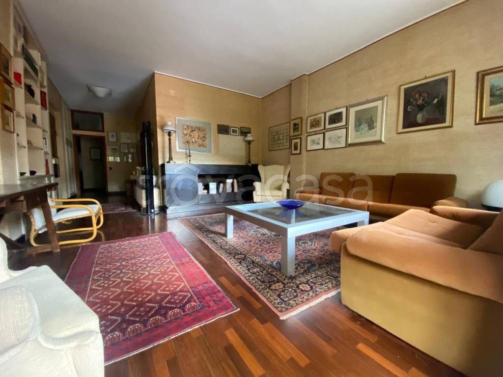 appartamento in vendita a Pesaro in zona Mare