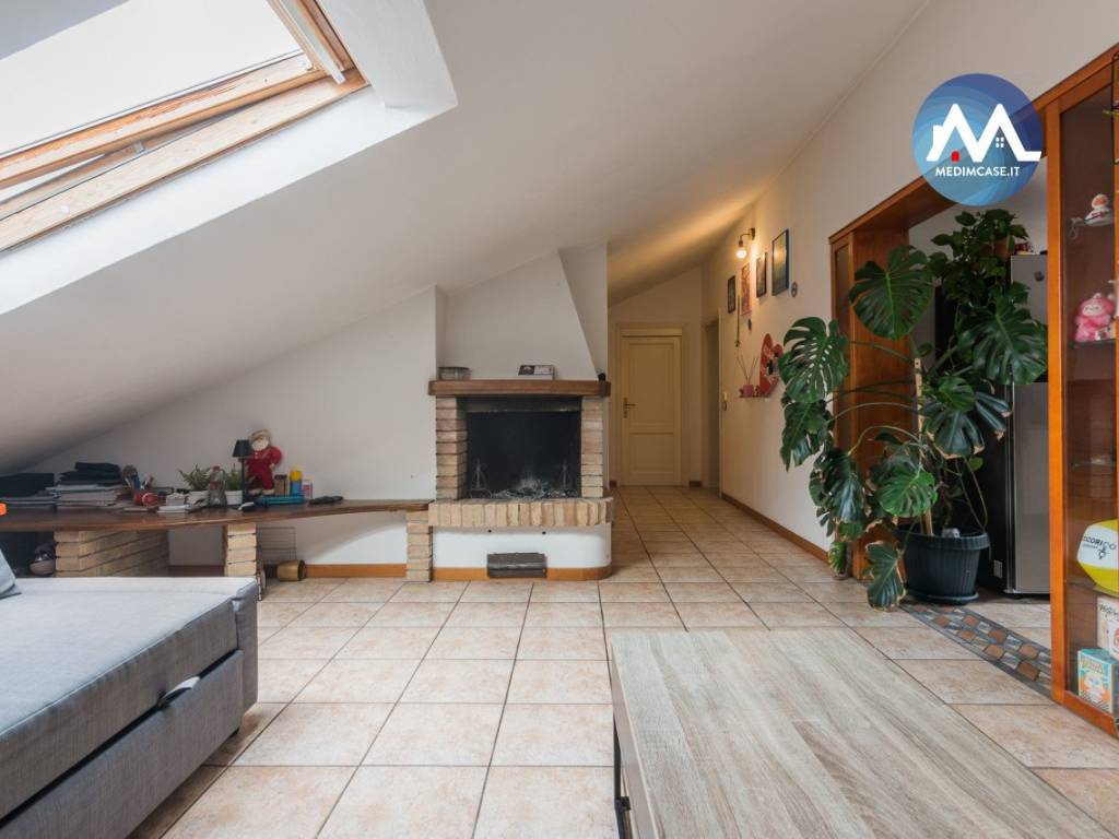 casa indipendente in vendita a Pesaro in zona Villa Fastiggi