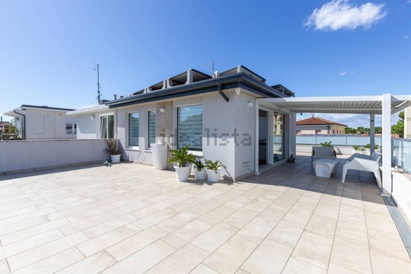 appartamento in vendita a Pesaro in zona Pantano