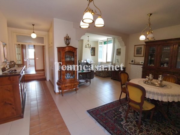 appartamento in vendita a Pesaro in zona Centro Città