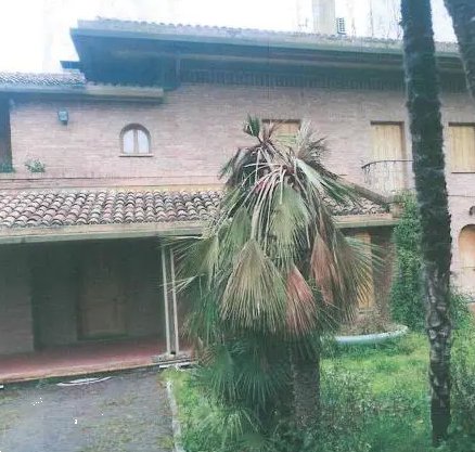 casa indipendente in vendita a Pesaro