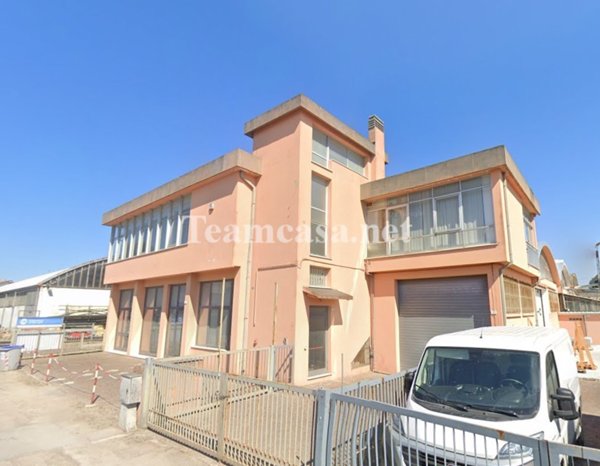 intera palazzina in vendita a Pesaro