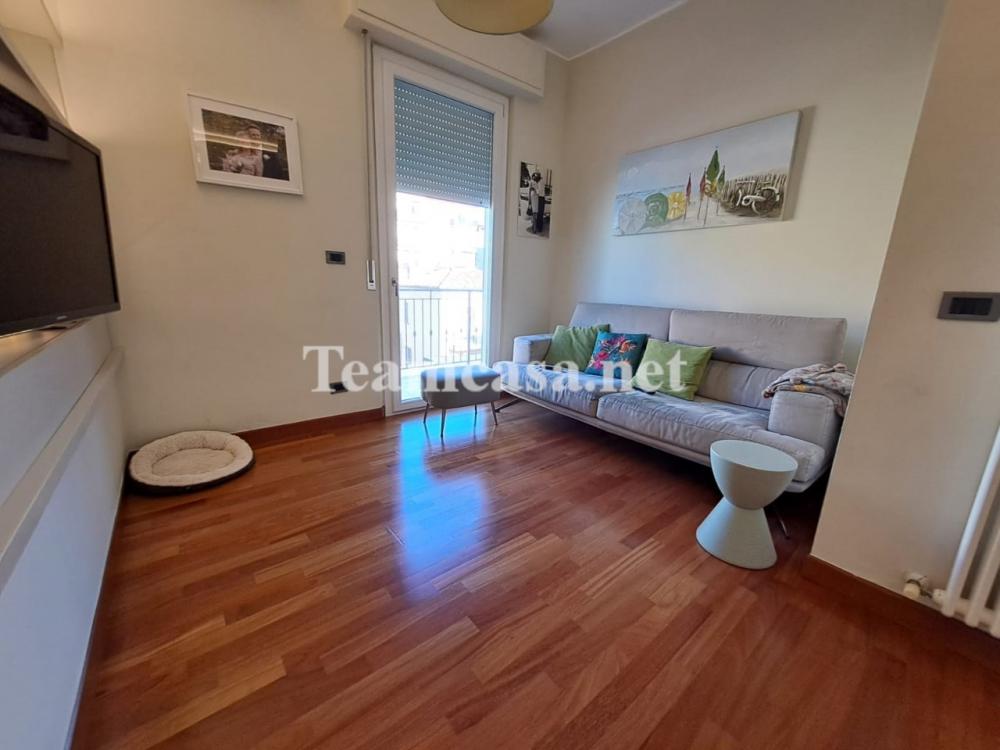 appartamento in vendita a Pesaro in zona Loreto