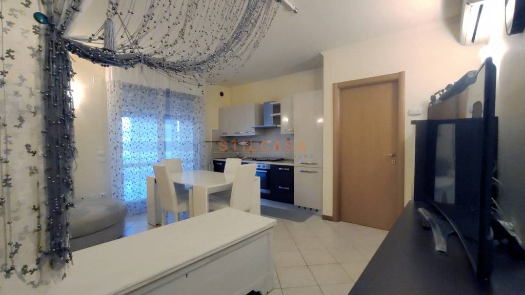 appartamento in vendita a Pesaro in zona Novilara