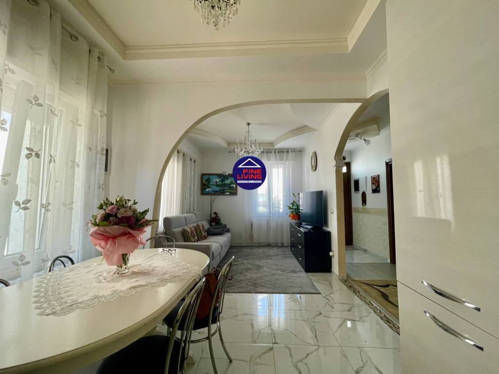 casa indipendente in vendita a Pesaro in zona Case Bruciate