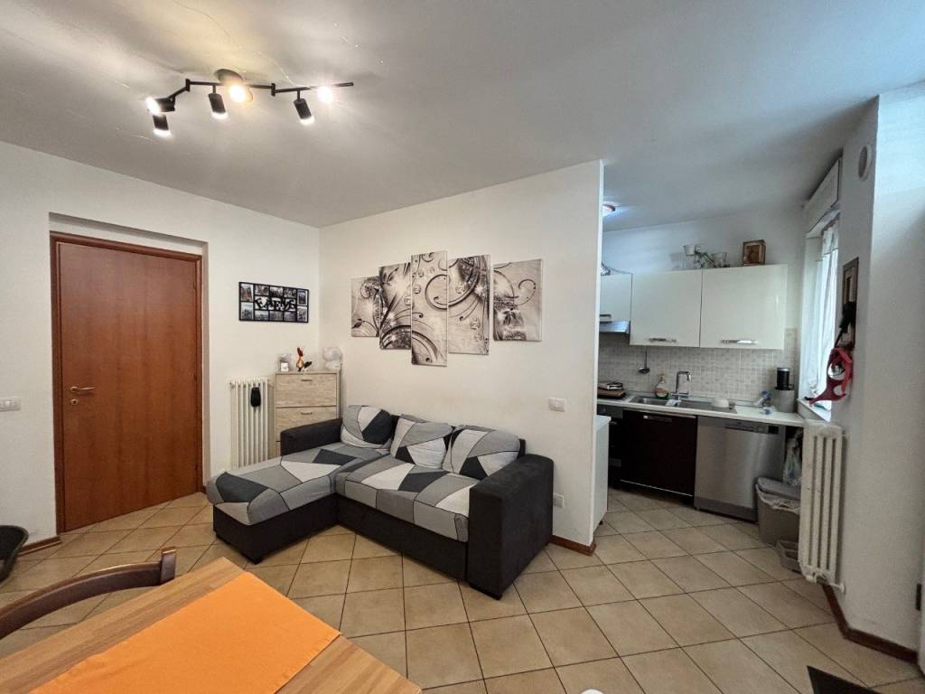 appartamento in vendita a Pesaro in zona Mare