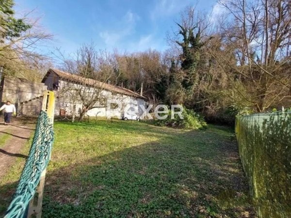casa indipendente in vendita a Pesaro in zona Loreto
