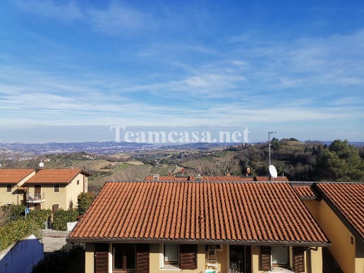 appartamento in vendita a Pesaro in zona Mare