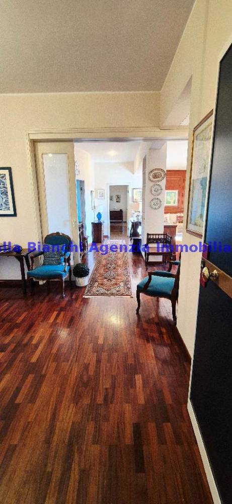 appartamento in vendita a Pesaro in zona Mare