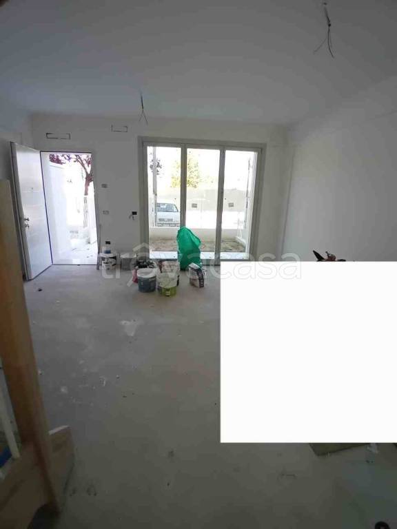 casa indipendente in vendita a Pesaro in zona Vismara