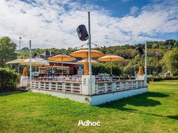 negozio in vendita a Pesaro in zona Mare