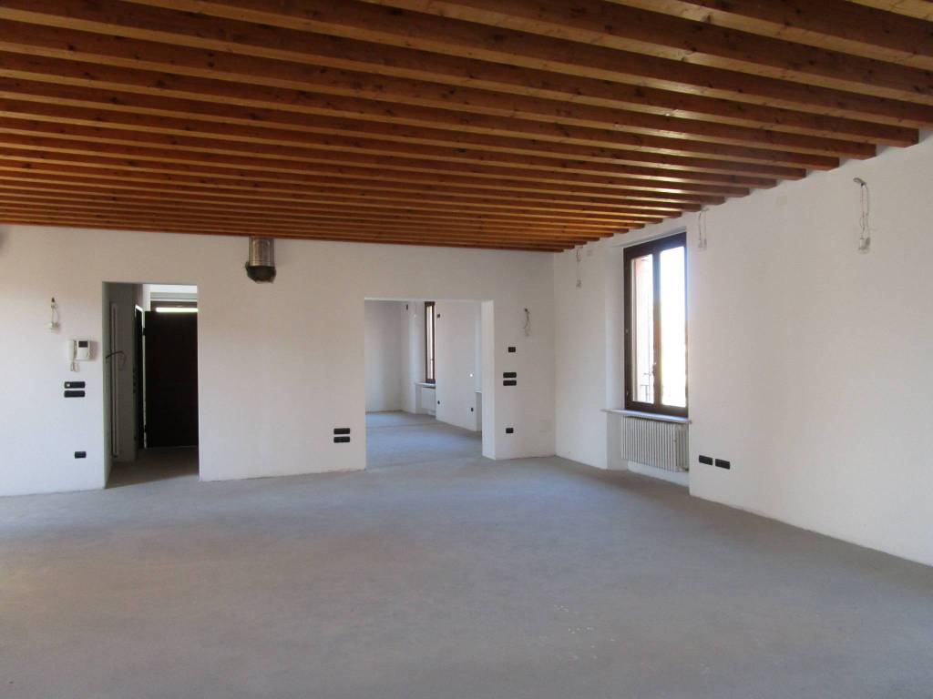 appartamento in vendita a Pesaro in zona Centro Città