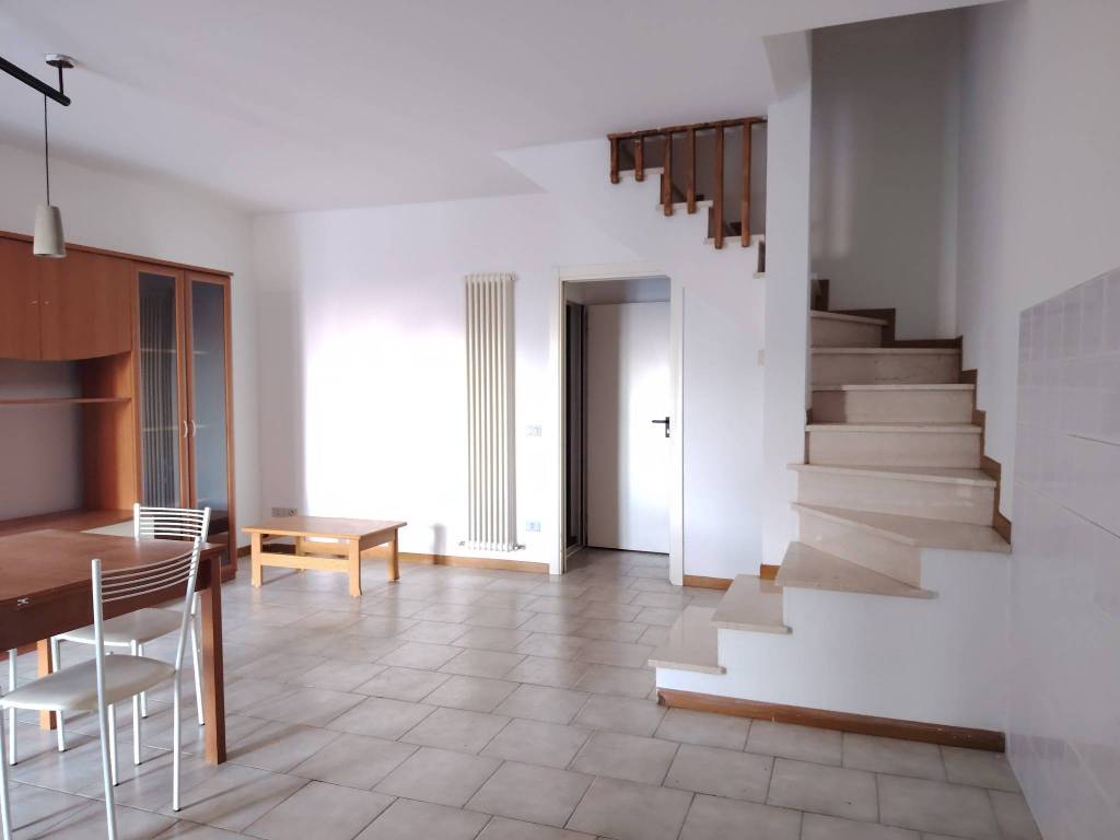 casa indipendente in vendita a Pesaro in zona Monteciccardo