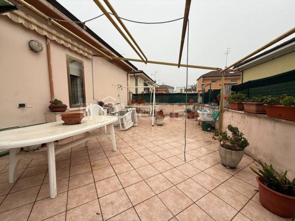 appartamento in vendita a Pesaro in zona Loreto