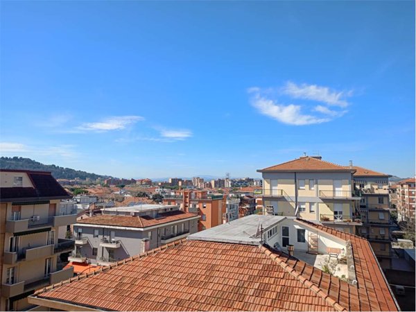 appartamento in vendita a Pesaro in zona Pantano