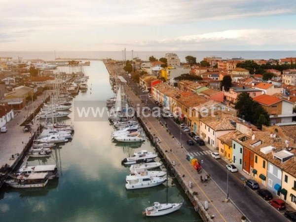 appartamento in vendita a Pesaro in zona Porto