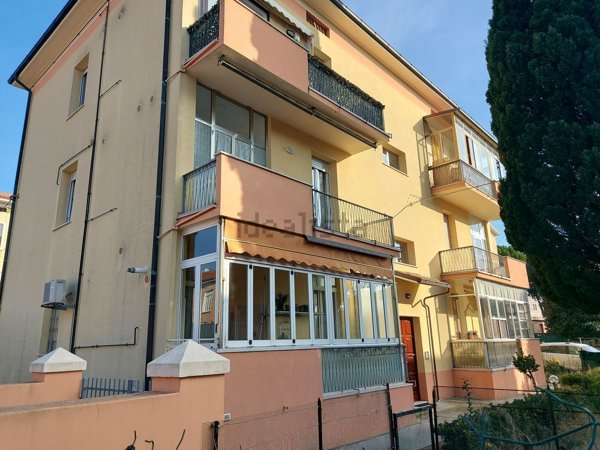 appartamento in vendita a Pesaro in zona Loreto