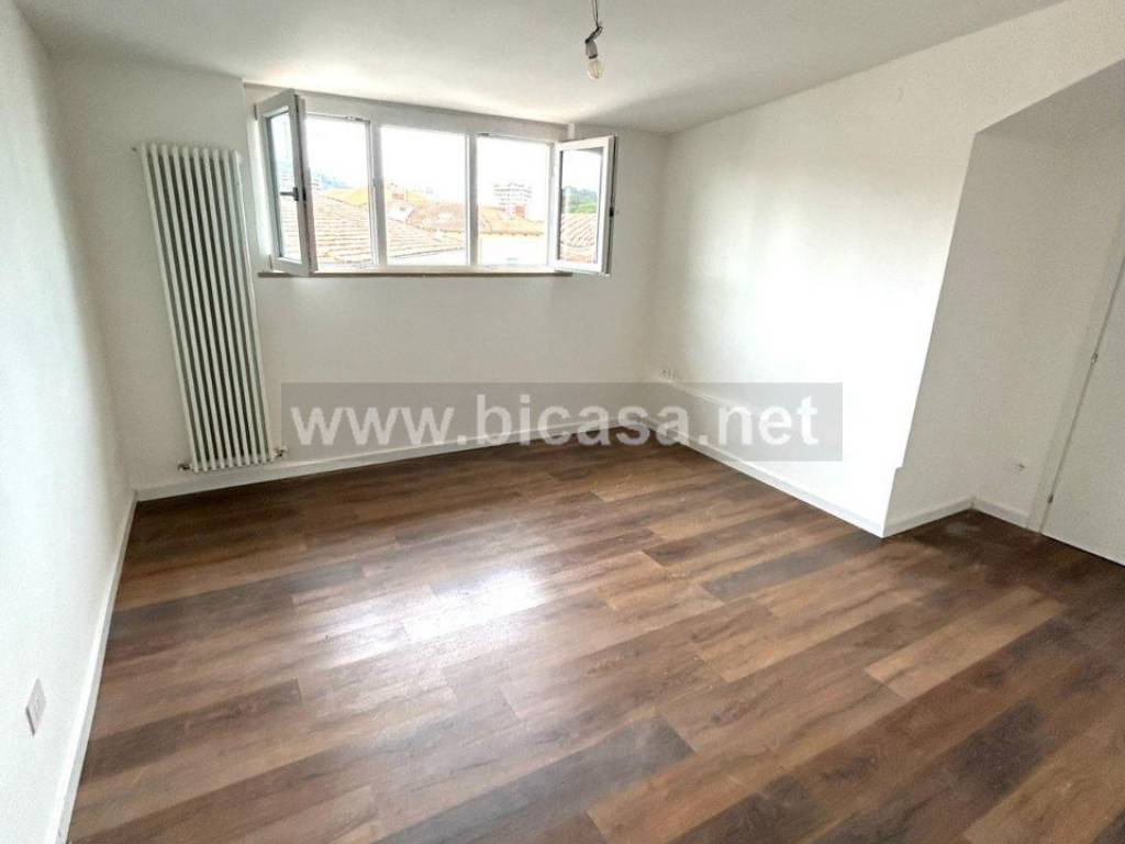 appartamento in vendita a Pesaro in zona Porto