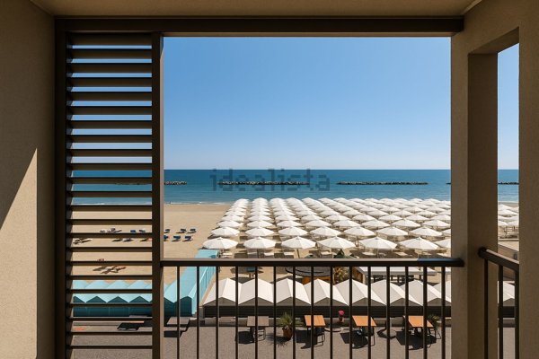 appartamento in vendita a Pesaro in zona Mare