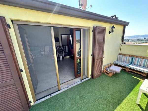 appartamento in vendita a Pesaro in zona Case Bruciate