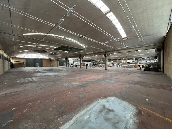 capannone in vendita a Pesaro