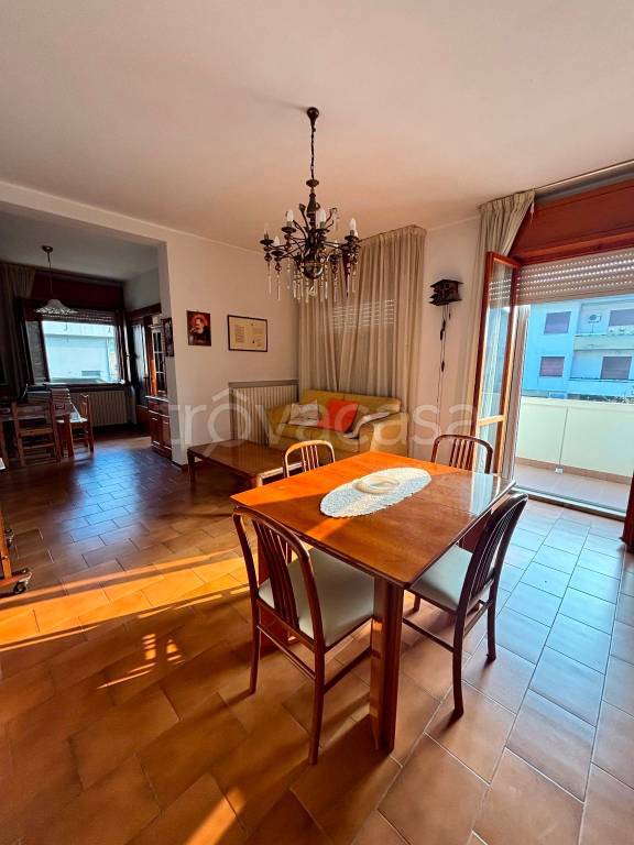 appartamento in vendita a Pesaro in zona Vismara