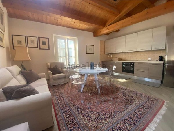 appartamento in vendita a Pesaro in zona Centro Città