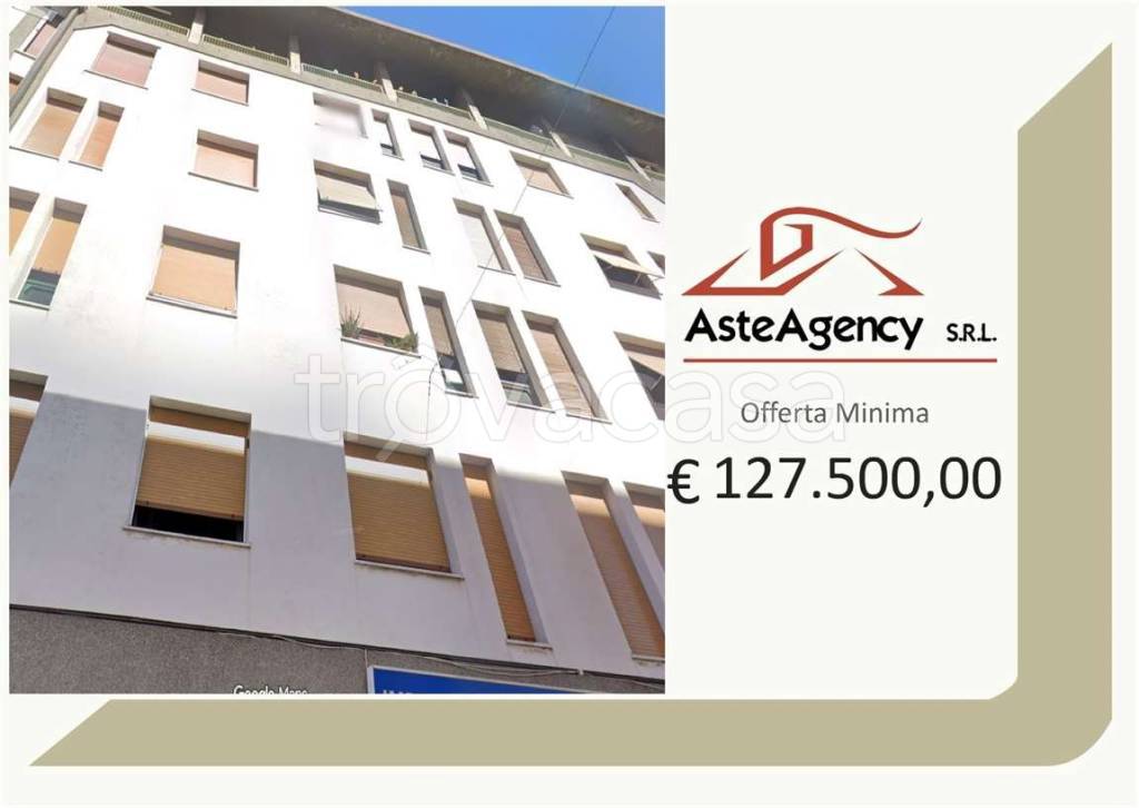 appartamento in vendita a Pesaro in zona Centro Città