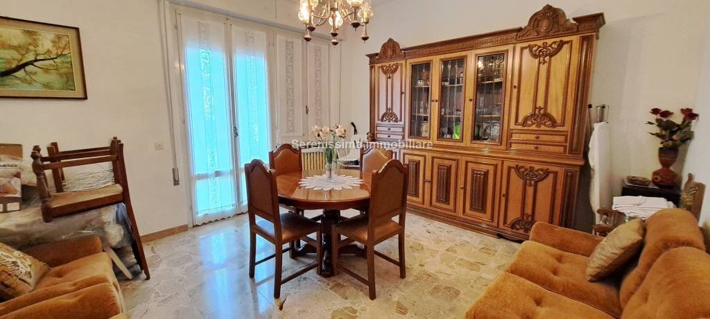 casa indipendente in vendita a Pesaro in zona Villa Ceccolini