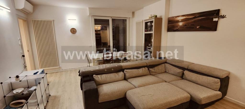 appartamento in vendita a Pesaro in zona Mare