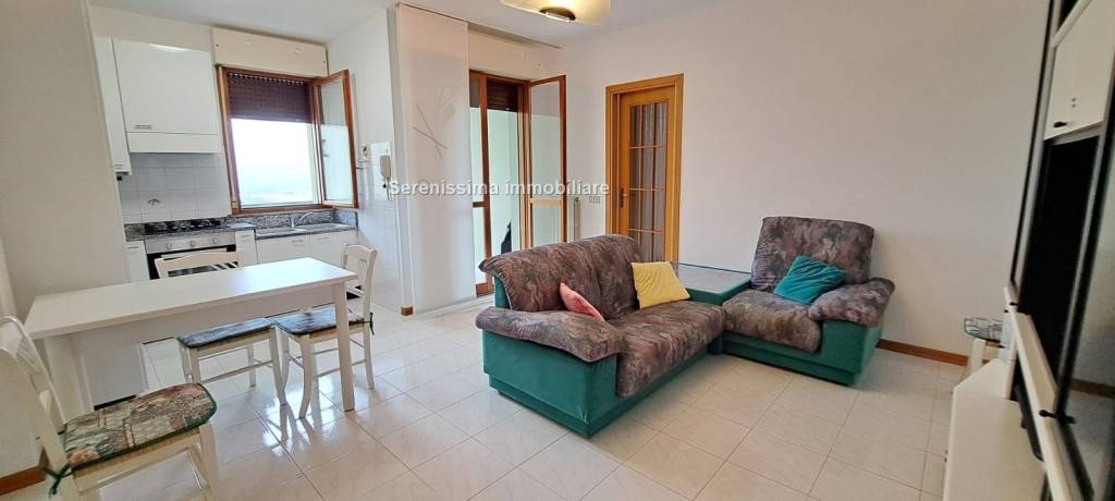 appartamento in vendita a Pesaro in zona Borgo Santa Maria