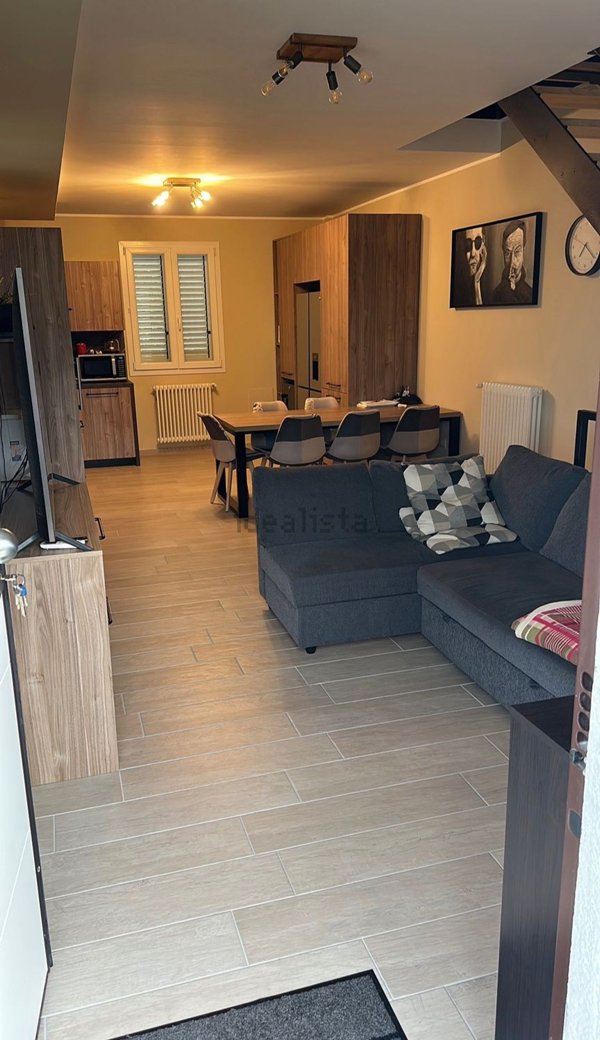 casa indipendente in vendita a Pesaro