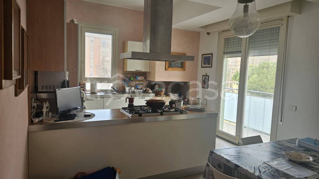 appartamento in vendita a Pesaro in zona Soria