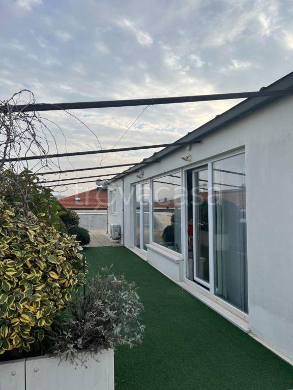 appartamento in vendita a Pesaro in zona Centro Città