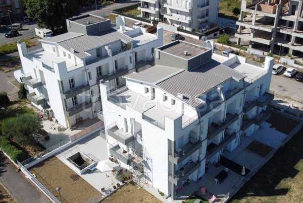 casa indipendente in vendita a Pesaro in zona Villa Ceccolini