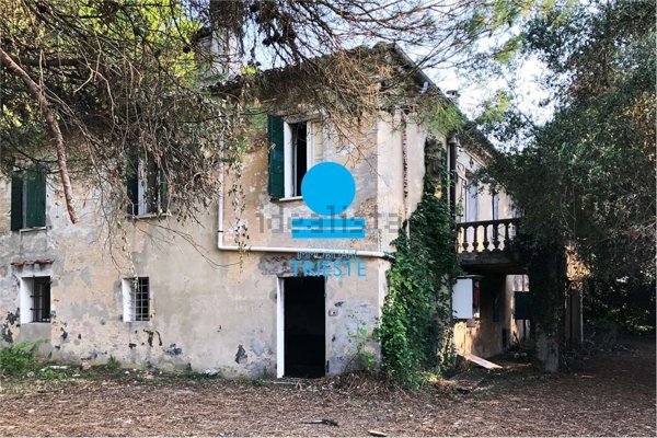 casale in vendita a Pesaro in zona Mare