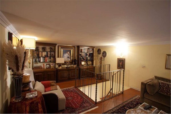 appartamento in vendita a Pesaro in zona Mare